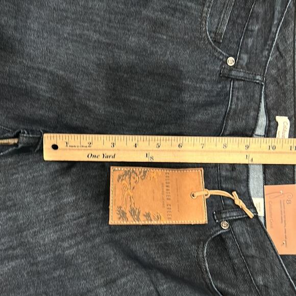 NWT Coldwater Creek Natural Fit Floral Cuff Crop Jeans  8 - Picture 4 of 7